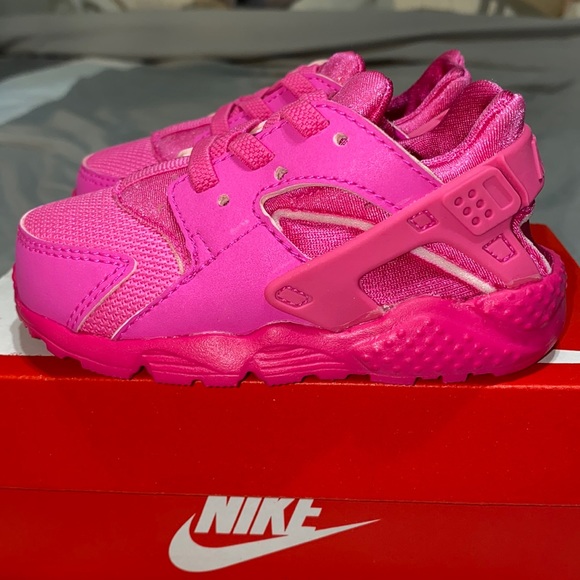 Nike Other - NWT Nike Huarache run td kids sneakers
